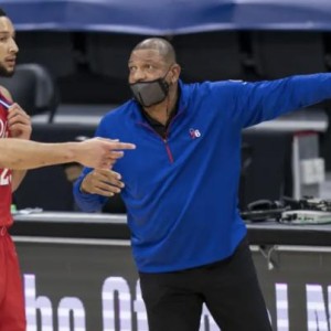 乐鱼在线-三将蜕变稳居东部第一 费城开门红里弗斯功不可没