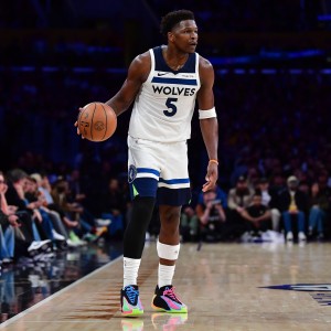 乐鱼在线（中国）-艾维曾抨击：爱德华兹说恐同言论还能打球 因为他是能赚钱的球星